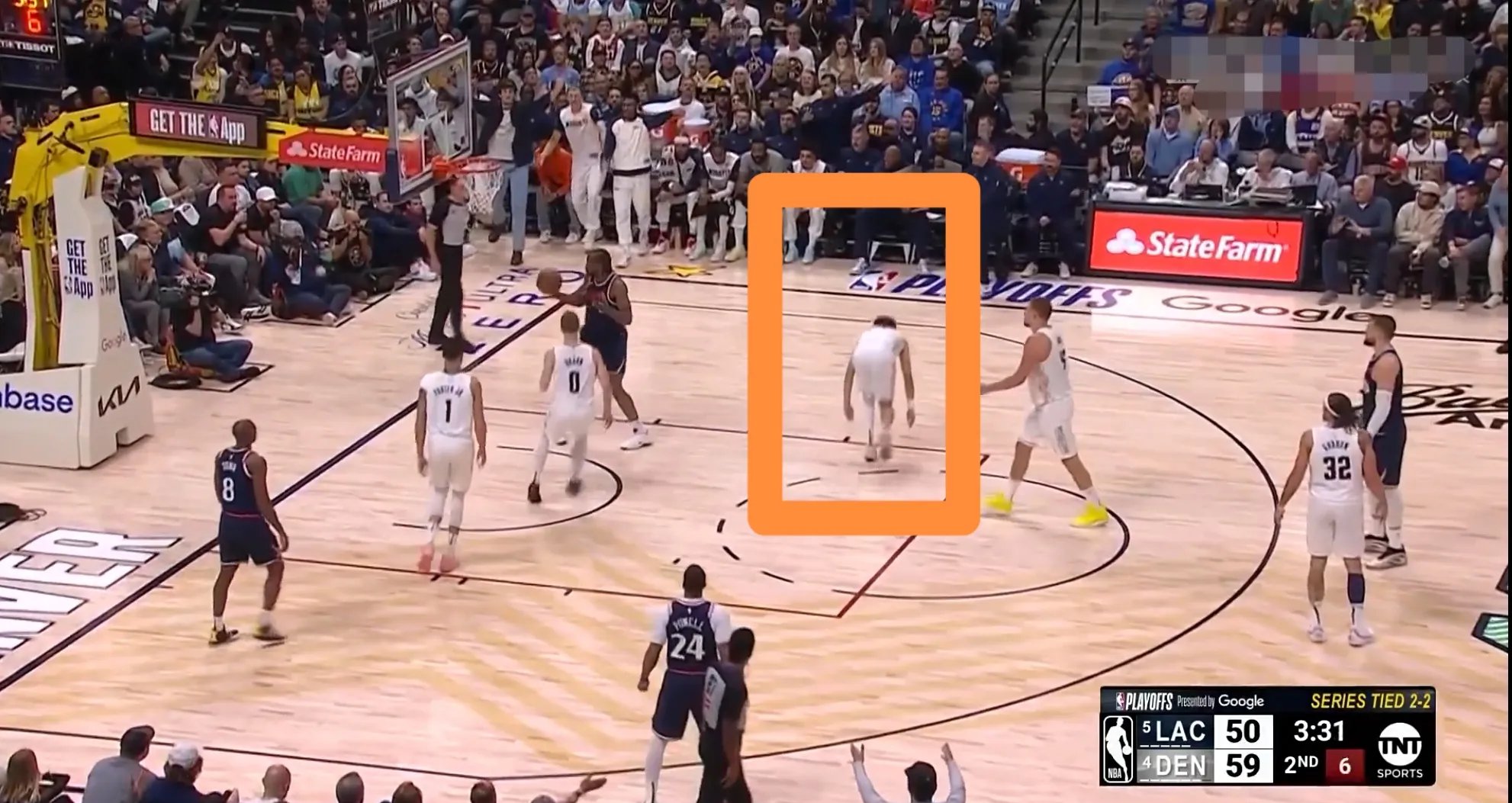 裁判漏判引发争议比赛结果存疑案例