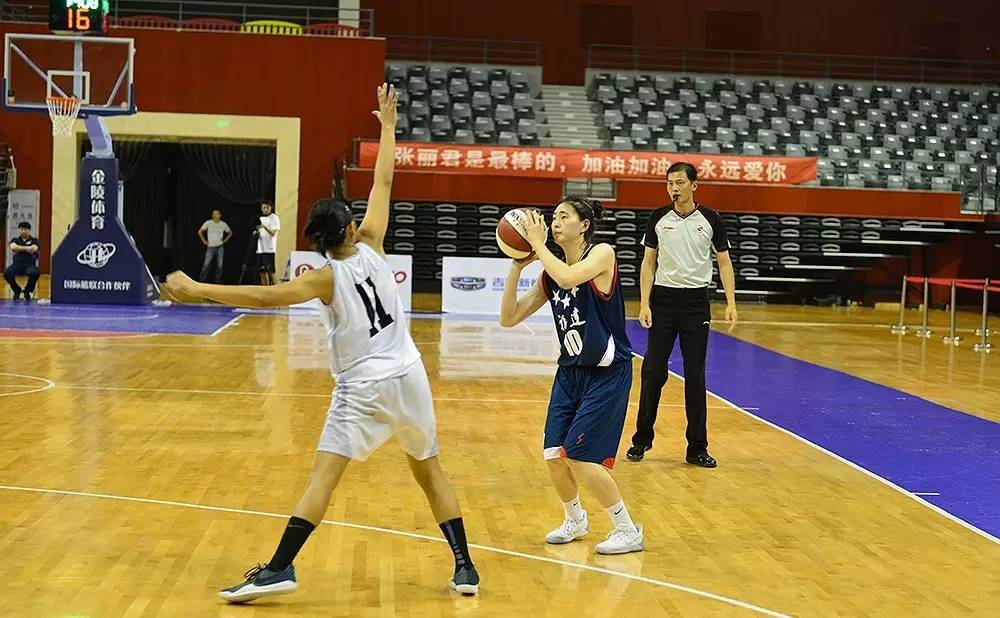 电子竞技-南美杯女篮锦标赛进行次轮较量，荷兰队实力碾压对手(锦标赛和杯赛的区别)